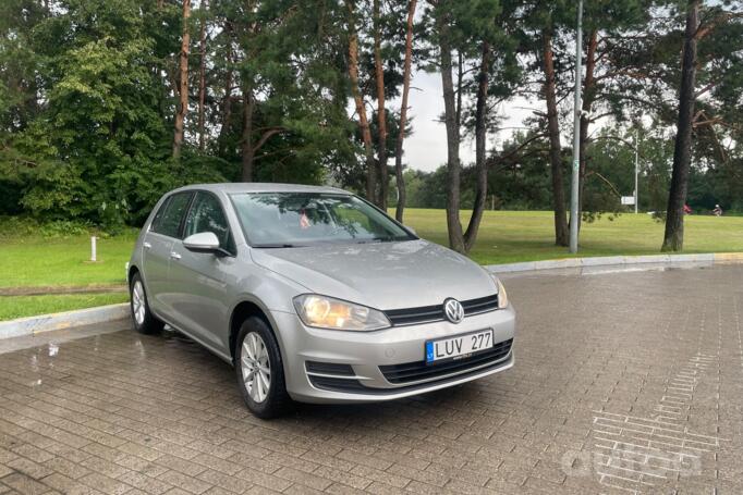 Volkswagen Golf 7 generation Hatchback 5-doors