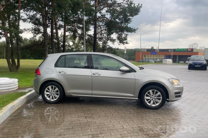 Volkswagen Golf 7 generation Hatchback 5-doors