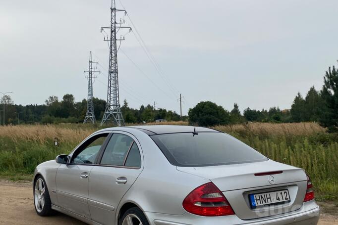 Mercedes-Benz E-Class W211 Sedan