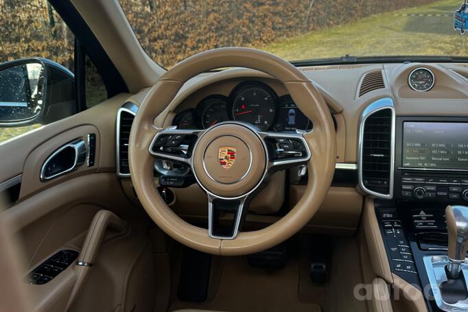 Porsche Cayenne 958 [restyling] Crossover