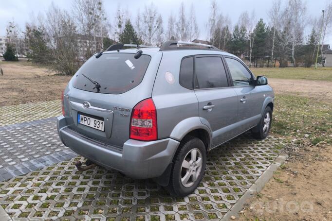 Hyundai Tucson 1 generation Crossover