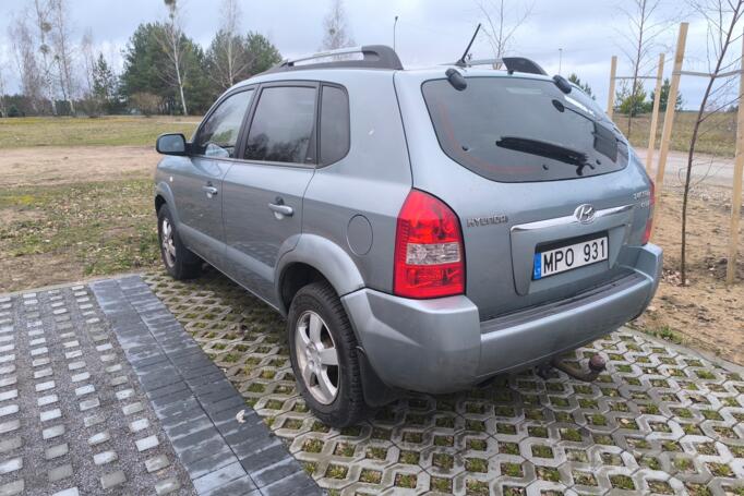 Hyundai Tucson 1 generation Crossover