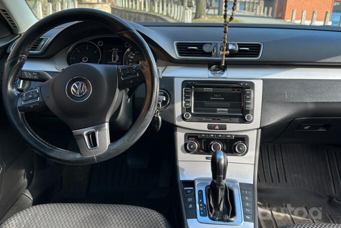 Volkswagen Passat B7 Passat Alltrack (B7)