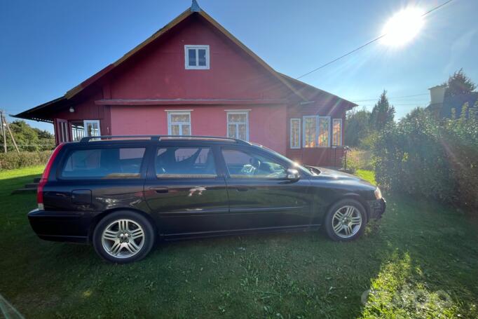 Volvo V70 2 generation [restyling] wagon 5-doors