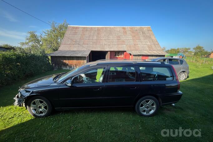 Volvo V70 2 generation [restyling] wagon 5-doors