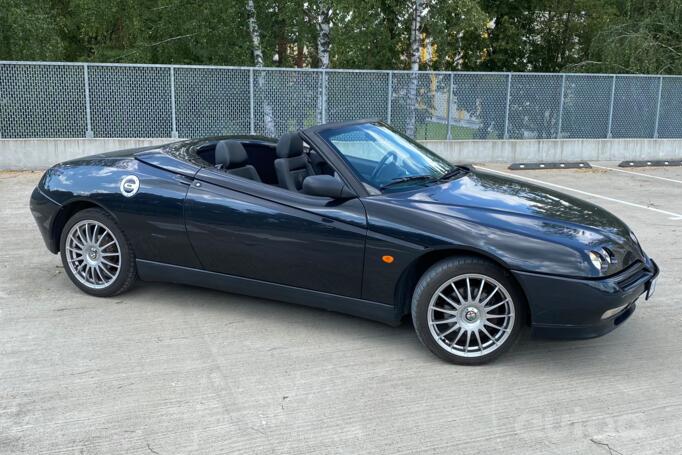 Alfa Romeo Spider 916 Roadster