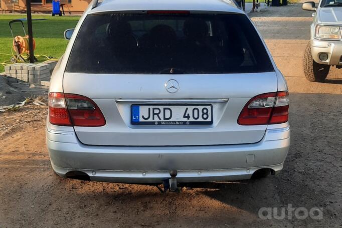 Mercedes-Benz E-Class W211 Sedan