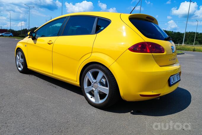 SEAT Leon 2 generation Hatchback 5-doors