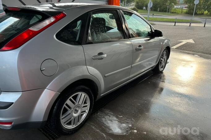 Ford Focus 2 generation Hatchback 5-doors