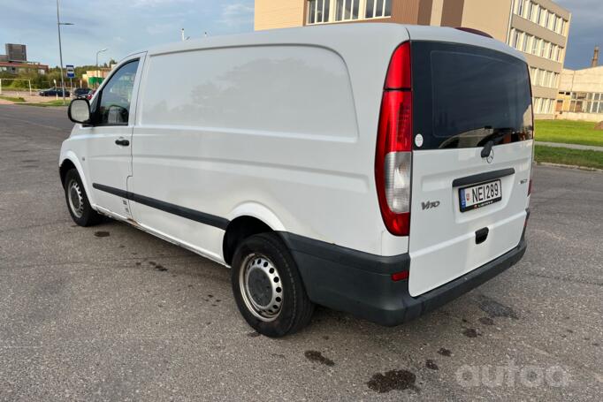 Mercedes-Benz Vito W639 Minivan 4-doors