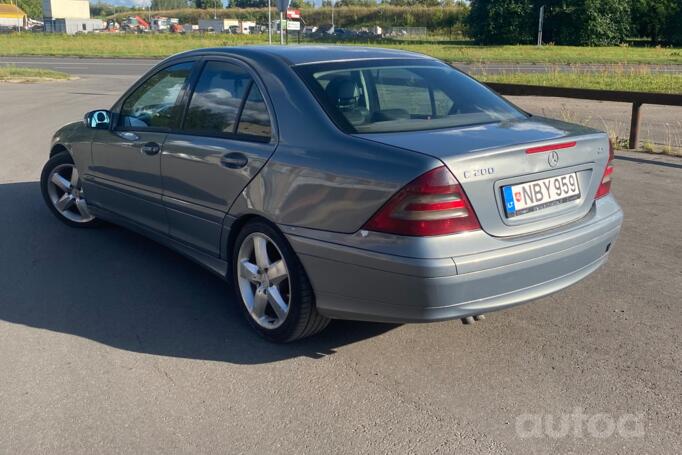 Mercedes-Benz C-Class W203/S203/CL203 Sedan 4-doors