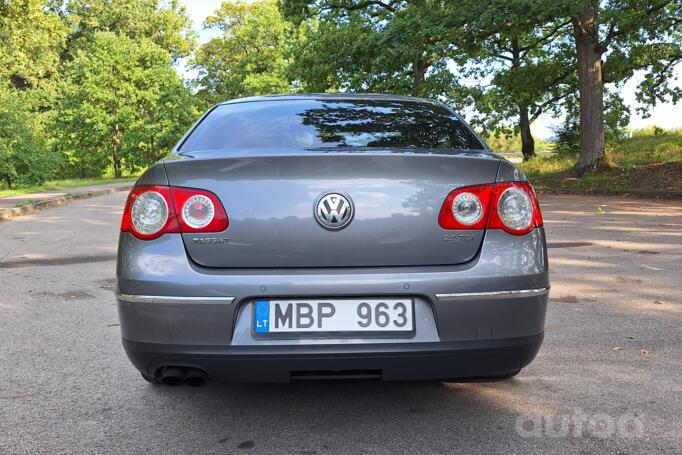 Volkswagen Passat B6 Sedan 4-doors