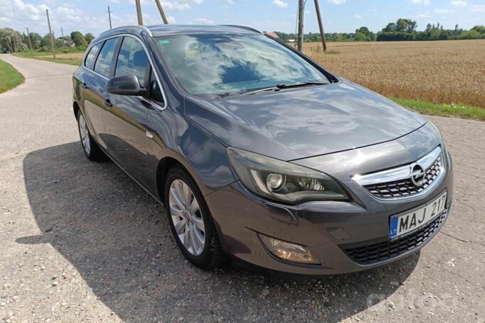 Opel Astra J [restyling] Sports Tourer wagon 5-doors