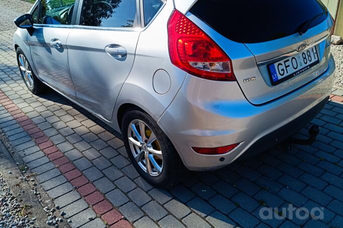 Ford Fiesta 6 generation Hatchback 5-doors