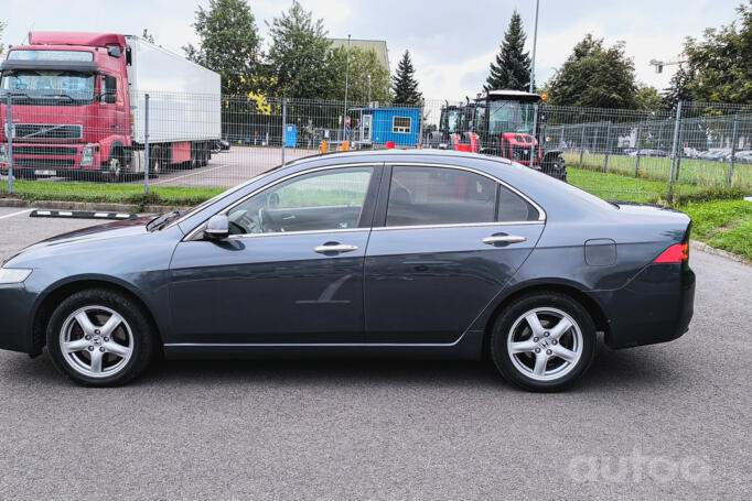 Honda Accord 7 generation Sedan 4-doors