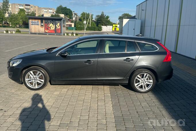 Volvo V60 1 generation wagon