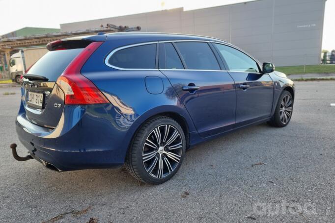 Volvo V60 1 generation [restyling] wagon 5-doors