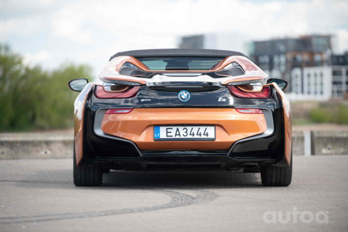 BMW i8