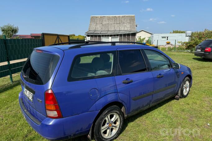 Ford Focus 1 generation Hatchback 5-doors