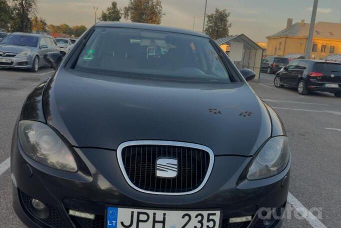 SEAT Leon 2 generation Hatchback 5-doors