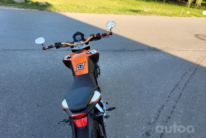 KTM Duke