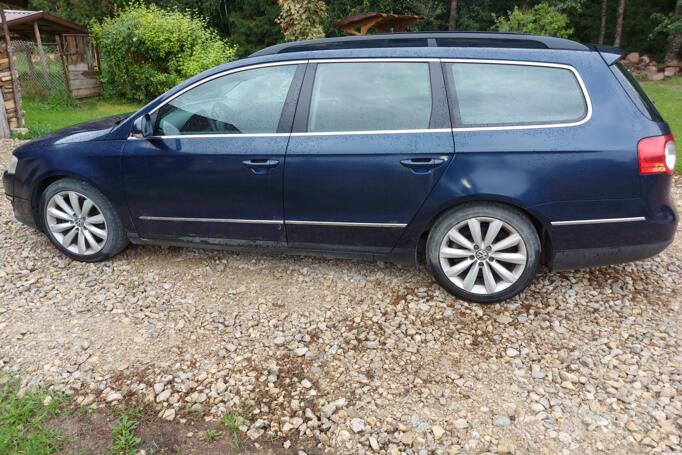 Volkswagen Passat B6 wagon 5-doors