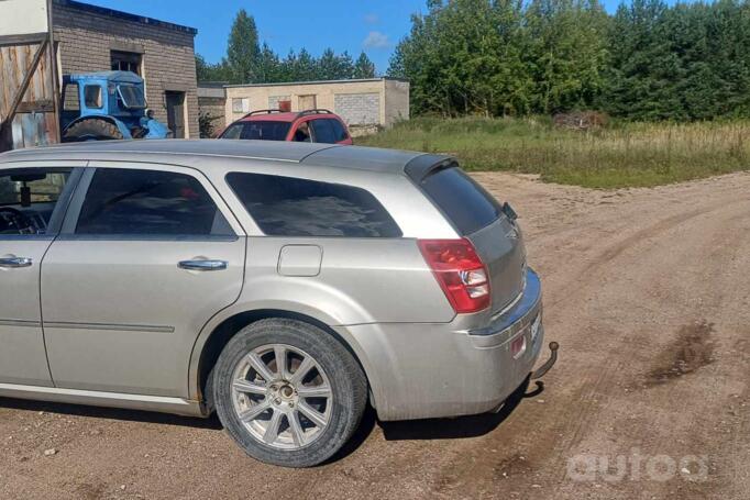 Chrysler 300C 1 generation wagon