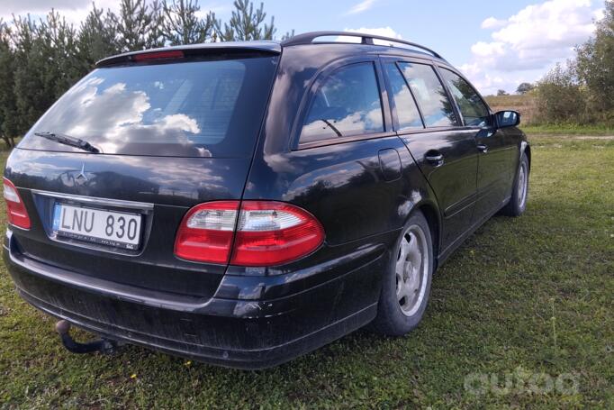 Mercedes-Benz E-Class W211/S211 wagon 5-doors