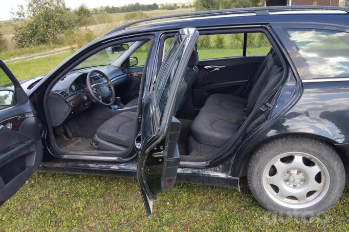 Mercedes-Benz E-Class W211/S211 wagon 5-doors