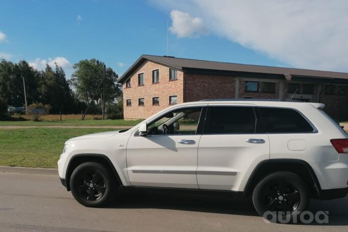 Jeep Grand Cherokee WK2 SUV