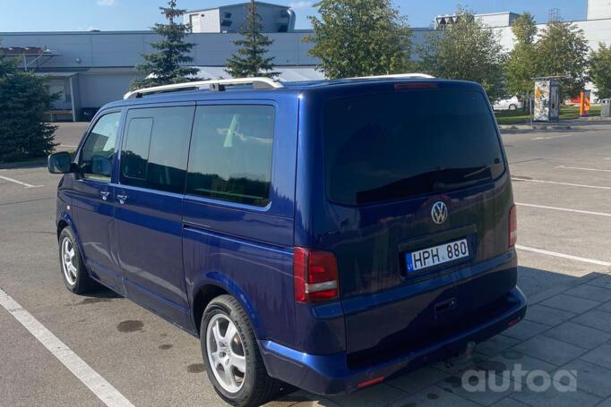 Volkswagen Multivan T5 Minivan