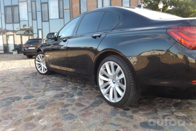 BMW 7 Series F01/F02 [restyling] Sedan