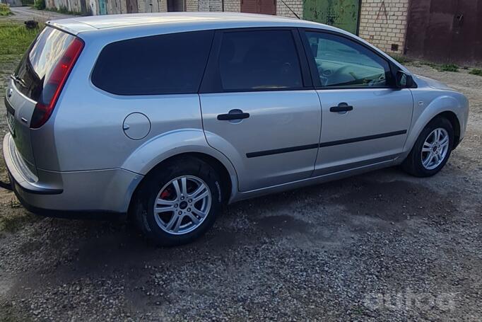 Ford Focus 2 generation wagon 5-doors