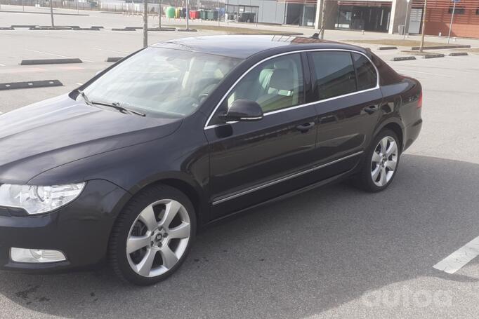 Skoda Superb 2 generation Liftback