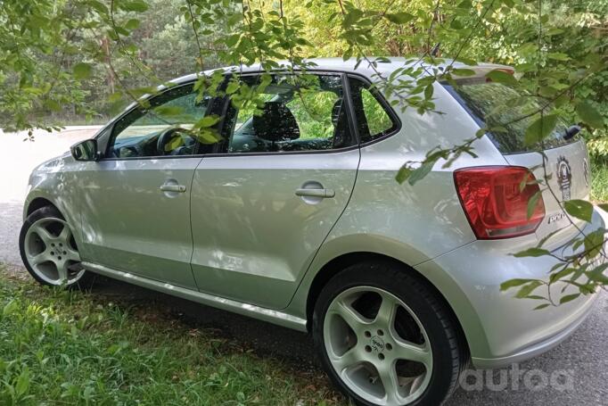 Volkswagen Polo 5 generation Hatchback 5-doors