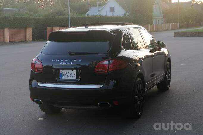 Porsche Cayenne 958 Crossover