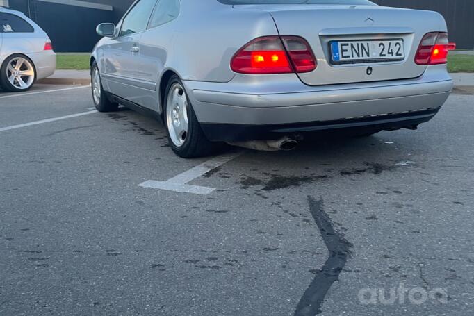 Mercedes-Benz CLK-Class C208 Coupe