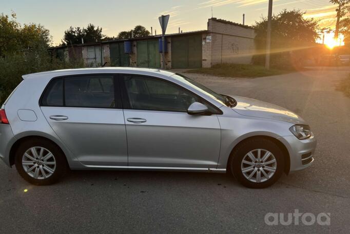 Volkswagen Golf 7 generation Hatchback 5-doors