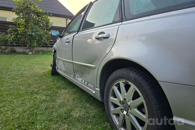 Volvo V50 1 generation [restyling]