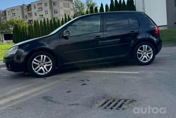 Volkswagen Golf 5 generation Hatchback 5-doors