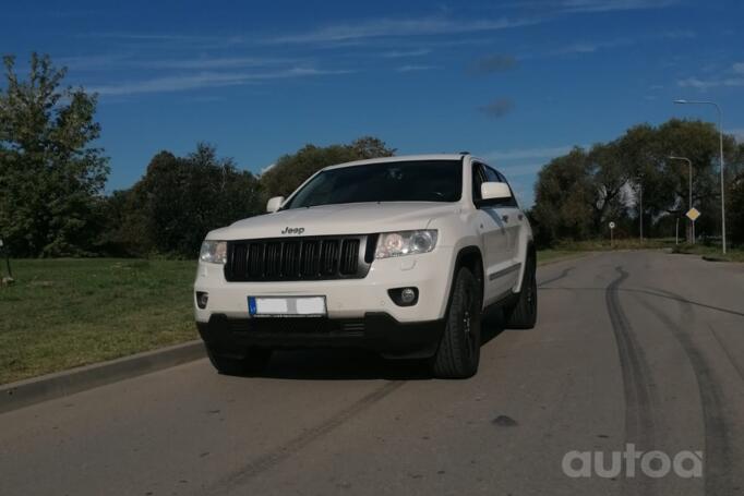 Jeep Grand Cherokee WK2 SUV