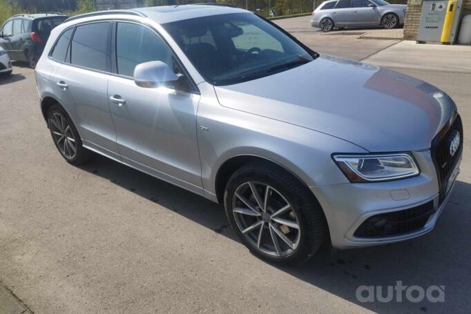 Audi Q5 8R [restyling] Crossover