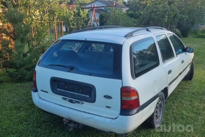 Ford Mondeo 1 generation wagon