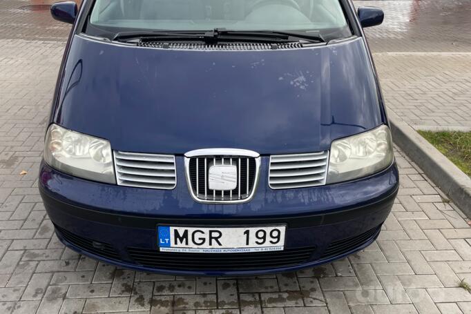 SEAT Alhambra 1 generation [restyling] Minivan