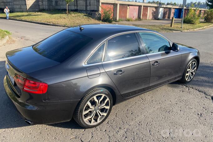 Audi A4 B8/8K Sedan 4-doors