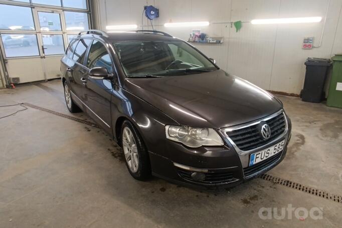 Volkswagen Passat B6 wagon 5-doors