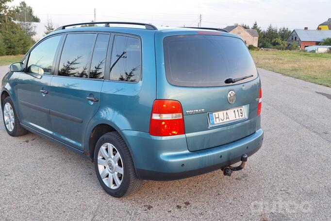 Volkswagen Touran 1 generation Minivan