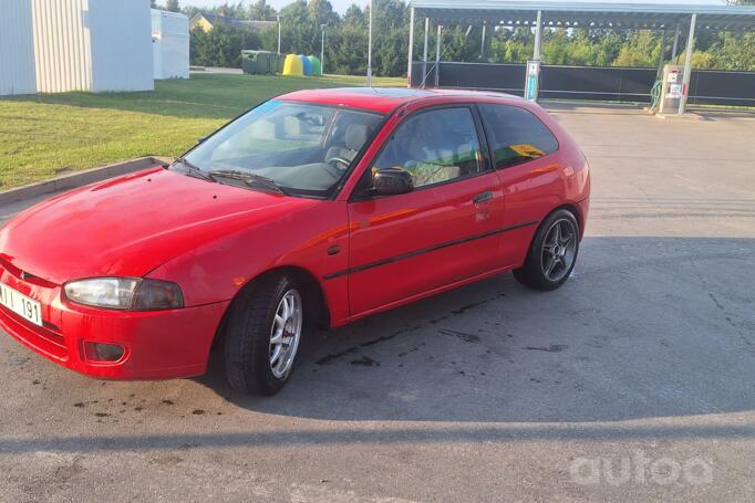 Mitsubishi Colt 5 generation