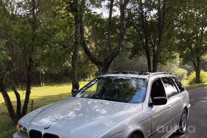 BMW 5 Series E39 Touring wagon