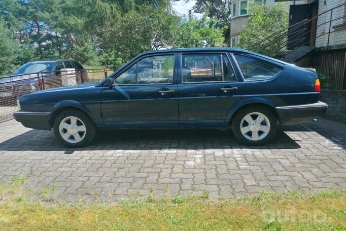 Volkswagen Passat B2 Hatchback 5-doors